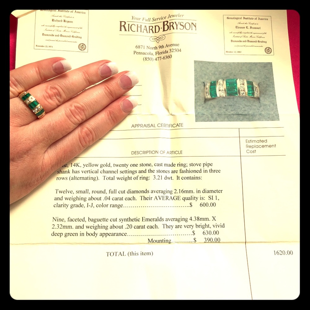 Emerald Ring size 6/6.5